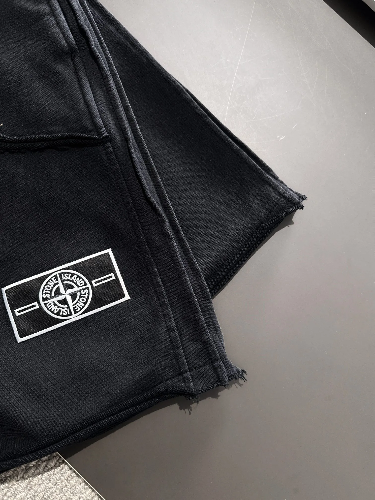 🅿️320 Next day shipping High-end goods Stone Island 2025 spring and summer new elastic band casual shorts, counter-customized fabrics, high breathability and comfort, impeccable details, brand element design concept, reflecting high quality. It feels delicate and soft! It presents a casual cut and the upper body shape is great! Size: M-4XL